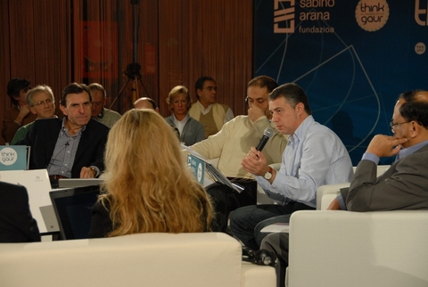 Foto: El debate entre los asistentes del encuentro 