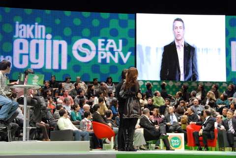 Foto: Se proyect� un video sobre el desarrollo del proyecto de Think Gaur 